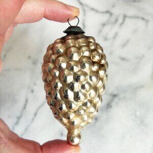 Vintage Kugel-Style Grape Cluster Silver Glass Christmas Tree Ornament 3"